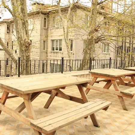 4 Bedroom Duplex With Terrace Sultanahmet *