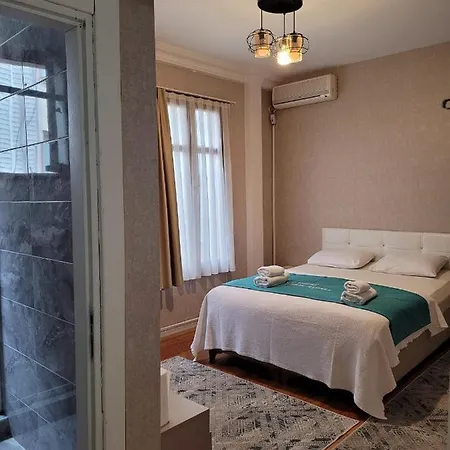 4 Bedroom Duplex With Terrace Sultanahmet Hotel